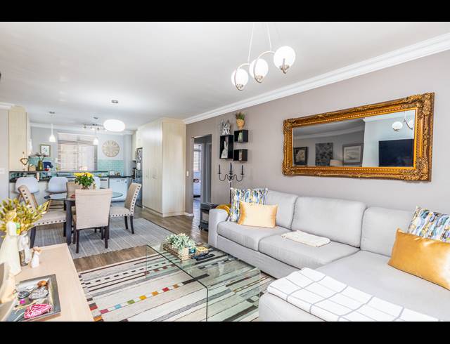 2 BEDROOM APARTMENT TO LET IN CENTURY CITY
